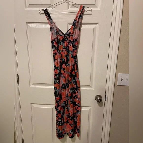 Flower jumpsuit super cute - Picture 2 of 5